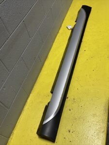 2013-2015 BMW X1 E84 Right Passenger Skirt Rocker Panel 2990600 OEM *NOTE*