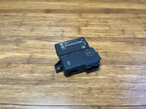 2013-2017 Audi Q5 SQ5 3.0L Gateway Control Unit Module Front Left Side OEM