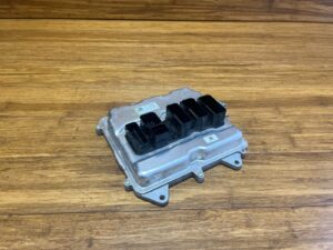 2014-2021 BMW X5 F15 4.4L Engine ECM DME Computer Control Module Unit Front OEM