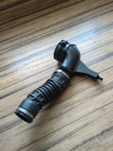 2014-2024 Maserati Ghibli SQ4 Left Filter Box Suction Hose & air Intake Tube OEM