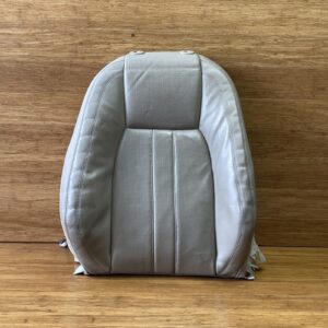 2015-2017 Land Rover Discovery Sport Front Right Upper Seat Cushion Almond OEM