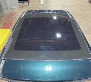 2015-2019 Land Rover Discovery Sport L550 Panoramic Roof Window Assembly OEM
