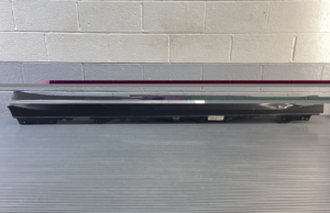 2015-2020 BMW M4 F83 Skirt Rocker Panel Molding Right Lower Side OEM *NOTE*