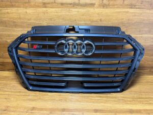 2017-2020 Audi S3 Front Center Bumper Grille Cover Black 8V5853651AA OEM *NOTE*