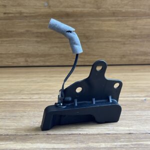2017-2023 Audi R8 4S V10 Spyder Convertible Roof Left Locking Latch OEM