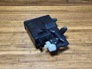 2017-2023 Rolls Royce Dawn RR6 6.6L Charcoal Cannister 16K Miles 7215049 OEM