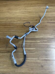 2017-2024 BMW X1 F48 2.0l AC Air Conditioning Liquid Hose Tube Pipe LINE OEM