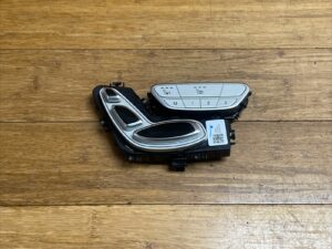 2018-2020 Mercedes S550 W222 Rear Left Seat Adjust Memory Switch OEM 2229053701