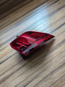 2018-2020 Volkswagen Tiguan Right Outer Taillight Tail Lamp OEM *NOTE*