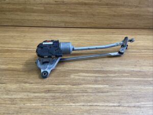 2018-2023 Audi R8 4S Plus Windshield Wiper Motor Linkage Assembly 18k Miles