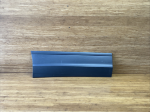 2018-2024 Volkswagen Tiguan Door Molding Trim Rear Right Lower Side OEM *NOTE*