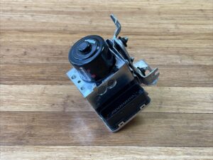 2019-2021 Porsche Macan 95B ABS Anti-Lock Brake Pump Module 78k Miles OEM