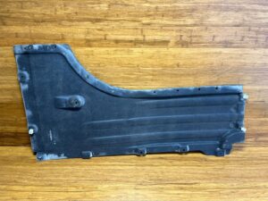2019-2023 BMW X7 G07 Underbody Splash Shield Guard Cover Front Right Outer OEM