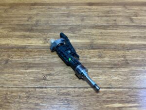 2019-2025 BMW M3 G80 Fuel Rail Injector High Pressure 1K Miles 8671991 OEM