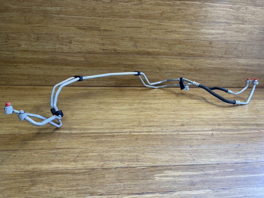 2019-2026 BMW X7 G07 3.0L A/C Air Condition Refrigerant Line Dual Line Rear OEM