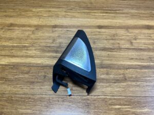 2019-2026 BMW X7 G07 Bowers & Wilkins Door Tweeter Speaker Right Front OEM