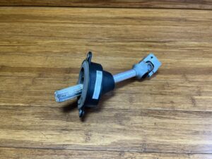 2019-2026 BMW X7 G07 Steering Column Upper Universal Joint Shaft 6871958 OEM