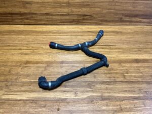 2020-2025 BMW M5 F90 Front Engine Water Coolant Connector Hose 17128747913 OEM