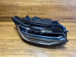 2022-2024 Volkswagen Tiguan AD1 Headlight LED Lamp Front Right Side OEM