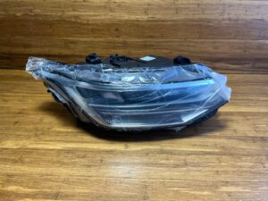2022-2024 Volkswagen Tiguan Front Right LED Headlamp Light 5NL941036A OEM *NOTE*