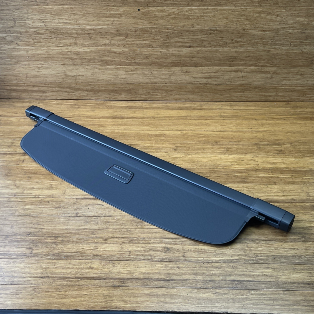 2022-2024 Volkswagen Tiguan Trunk Retractable Cargo Cover Black Rear Side OEM