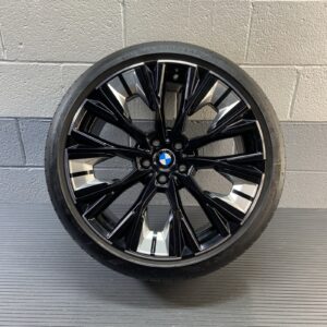 2022-2025 BMW 430i G26 Front Alloy Wheel Rim W/ Tire 8.5jx20 ET35 OEM *NOTE*