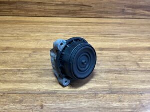 2023-2026 BMW X7 G07 4.4L Engine Motor Mount Front Right Side 25K Miles OEM