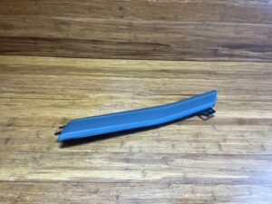 2025-2026 Volkswagen Tiguan Center Console Cover Gray 57N863381QEC OEM *NOTE*