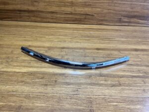 2001-2005 Volkswagen Passat B5.5 Bumper Trim Molding Front Left Upper Side OEM