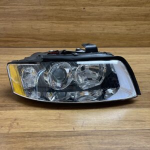 2002-2005 Audi A4 Right Passenger Headlamp Headlight Lamp OEM 8E0941030F