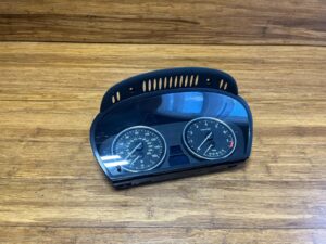 2007-2013 BMW X5 E70 Speedometer Instrument Cluster 62109236810 OEM *NOTE*