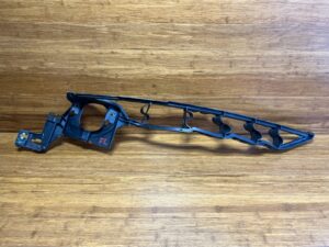 2007-2014 BMW X5 E70 Fender Bracket Mount Front Left Side 7157989 OEM *NOTE*
