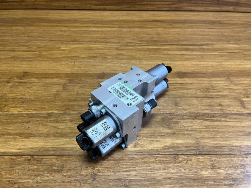 2007-2019 BMW X6M F86 AWD Active Drive Valve Block Hydraulic Pump 84K Miles OEM