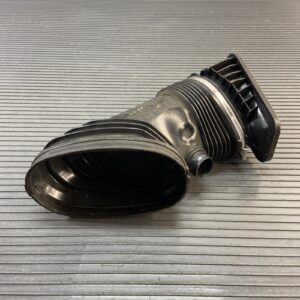 2008-2013 BMW M3 E92 4.0L Hose Air Intake Boot 100K Miles 11617838286 OEM