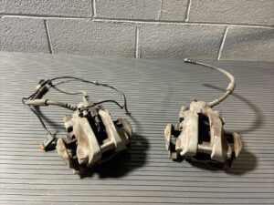 2010-2017 Mercedes-Benz CLS-Class Rear Brake Calipers Assembly Set of 2 OEM