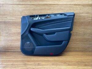 2011-2015 Mercedes ML350 W166 Front Right Side Interior Door Card Panel OEM