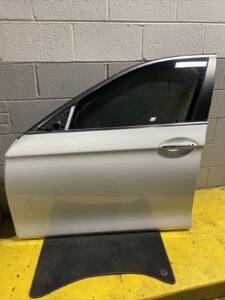2011-2016 BMW 5 Series F10 Front Left Driver Side Door Alpine White *NOTE* OEM