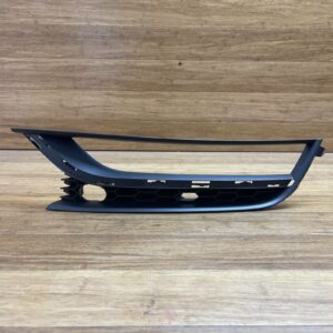 2012-2015 Volkswagen Passat Left Fog Light Bumper Grille Trim Cover OEM