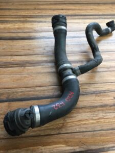 2012-2018 BMW 428I F32 F33 N20 2.0L Lower Radiator Coolant Hose Pipe Line OEM