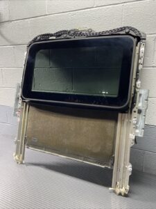 2012-2018 BMW F30 330i 335i Sunroof Moonroof Glass Window Assembly OEM