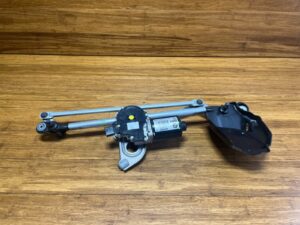 2012-2020 BMW M4 F83 Windshield Wiper Linkage w/ Motor Front 61617260488 OEM