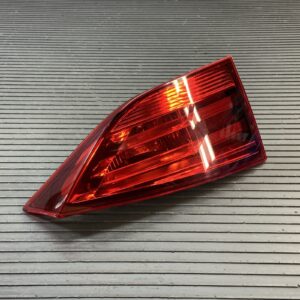 2013-2015 BMW X1 E84 Tail Light Trunk Lid Rear Left Inner 2990113 OEM *NOTE*