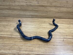 2014-2015 Audi R8 42 4.2L Right Secondary Air Pump Hose Line 420131605E OEM