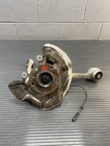 2014-2016 BMW M235i F23 RWD Front Right Spindle Knuckle Hub OEM Assembly