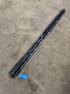 2014-2018 BMW X5 F15 Right Side Skirt Rocker Panel Molding Support Bracket OEM