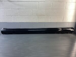 2014-2020 Mercedes S550 W222 LWB Left Lower Rocker Panel Black O40 OEM *NOTE*