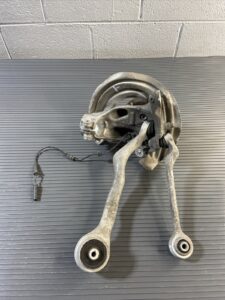 2014-2021 BMW 228i F22 2.0L RWD Front Left Spindle Knuckle Hub Carrier OEM
