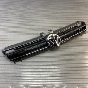 2015-2017 Volkswagen Golf SportWagen Mk7 Front Upper Grille W/ Emblem OEM *NOTE*