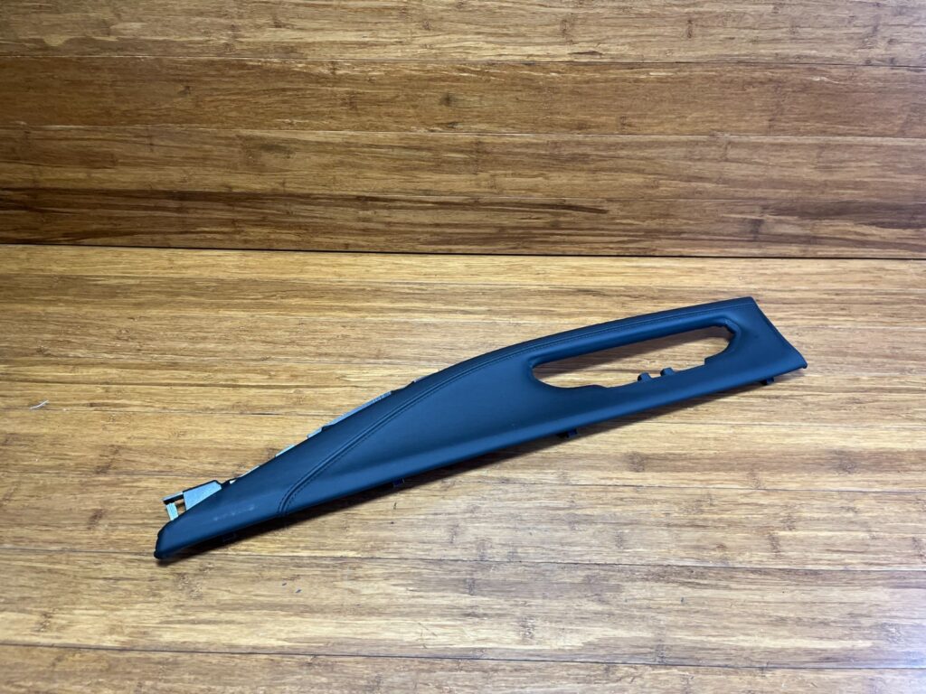 2015-2018 BMW X5 F15 Dashboard Screen Trim Panel Right Leather Black OEM