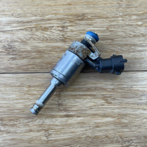 2015-2020 Ferrari California T Fuel Injector Nozzle Valve OEM Part 3K Miles